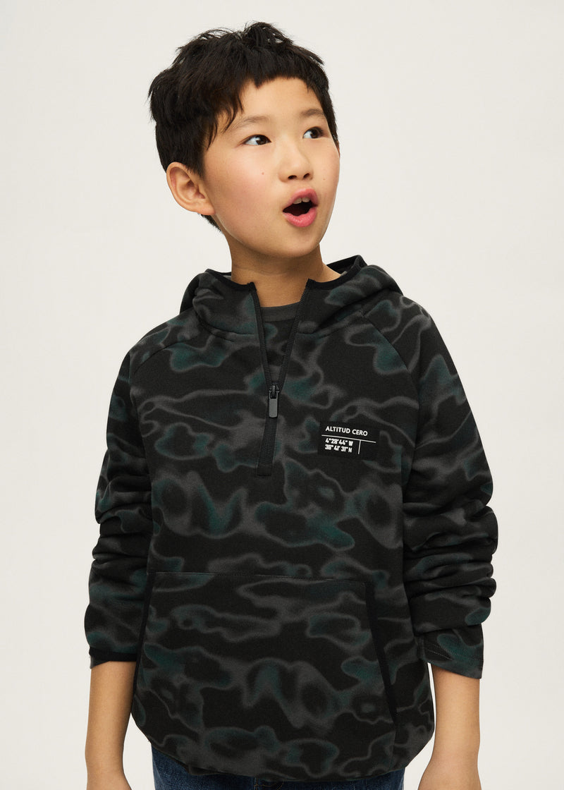 Boy wearing Mayoral Nukutavake camo half-zip hoodie – on model front view showing Altitud Cero badge and half-zip