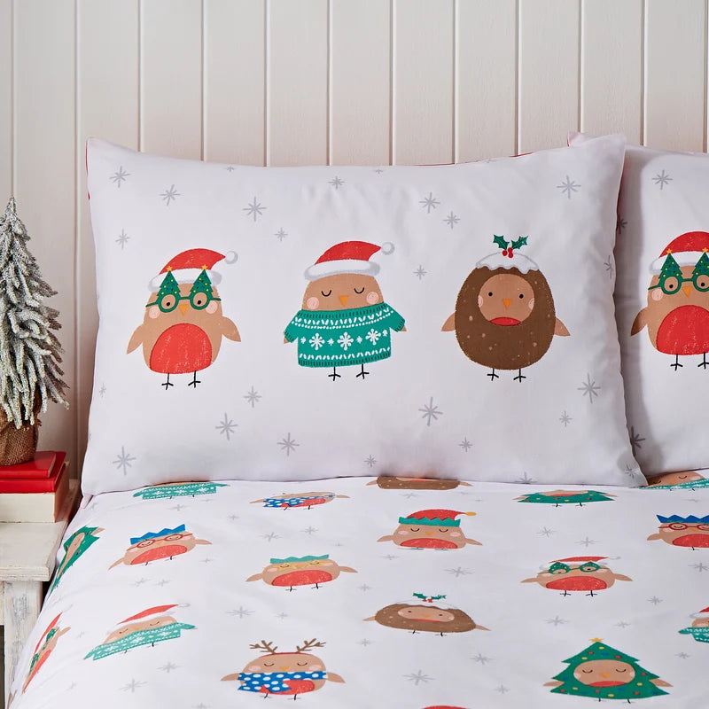 Catherine Lansfield Christmas Party Robins reversible Duvet Set | White/Red 385729