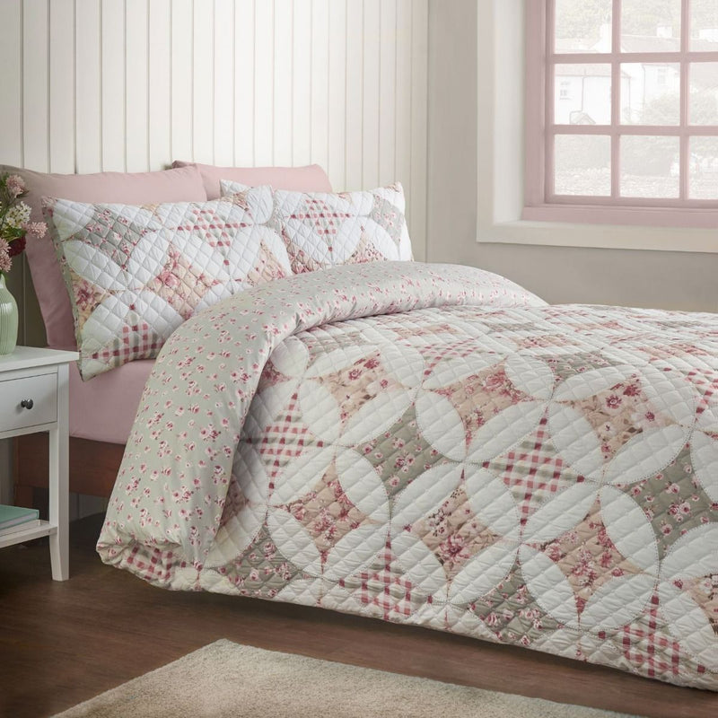 Catherine Lansfield Pinsonic Patchwork Quilt Set | Green