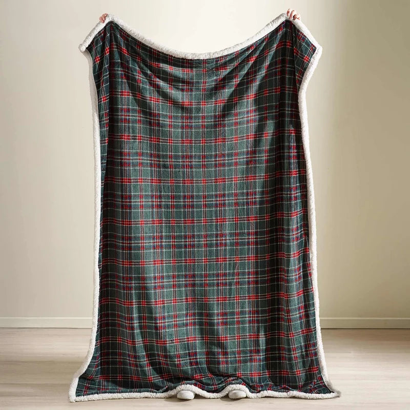 Catherine Lansfield Tartan Sherpa Check Blanket Throw | Green | 130x170cm