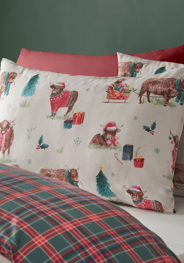 Catherine Lansfield Christmas Highland Cow Duvet Set | Natural/Check 385726