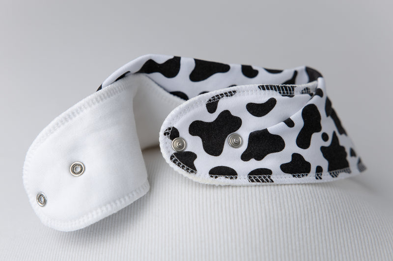 Baby Boo Organic Bandana Bib | Moo Print Black/White