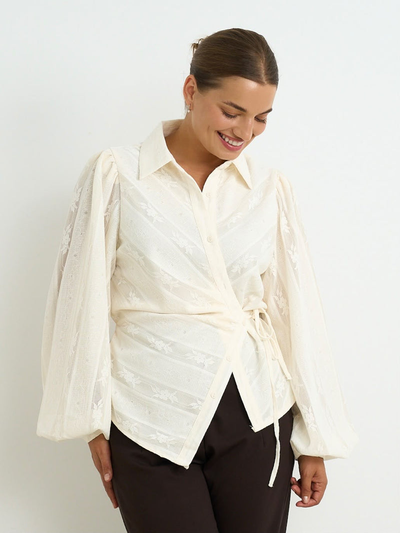 Kyla Clothing Delilah Blouse | Cream 61206JC