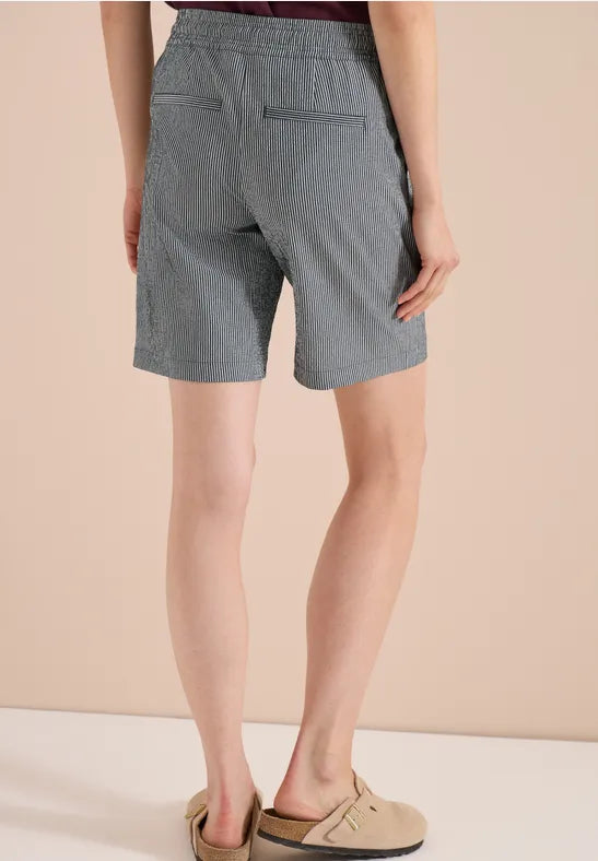 CECIL Neele Seersucker Shorts  | Green 380989