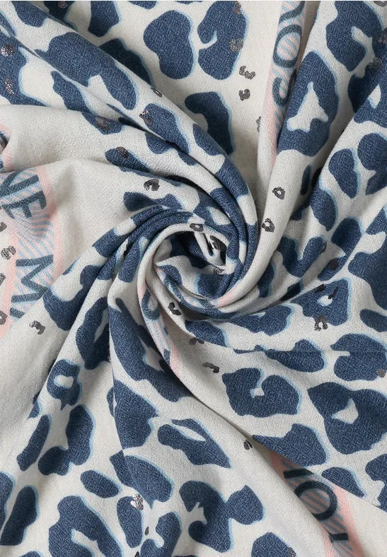 Cecil Leo Print Triangle Scarf  | Dark Navy 573198