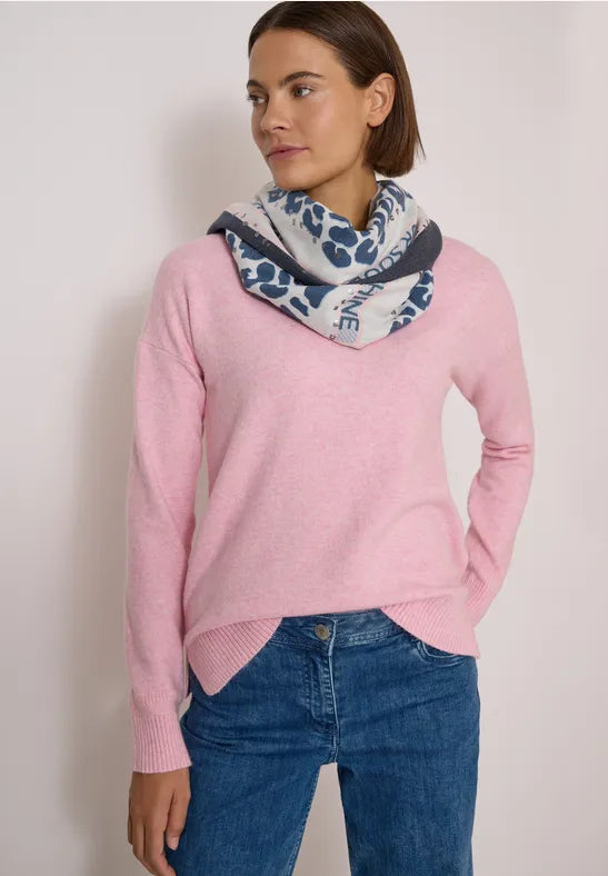 Cecil Leo Print Triangle Scarf  | Dark Navy 573198