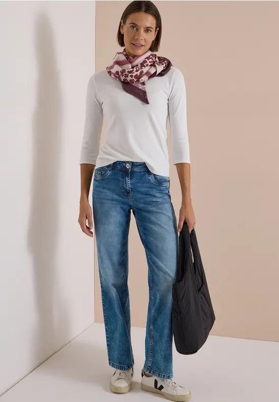 Cecil Leo Print Triangle Scarf  | Berry 573198