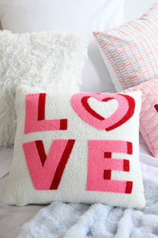 STOF Punky LOVE Tufted Boucle Cushion | Fuchsia CE441005