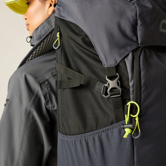 Regatta Highton V2 65L Backpack | Black/Grey EU276