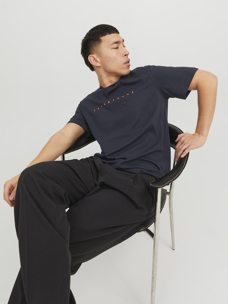 Jack & Jones Star JJ Tee SS T-Shirt | Dark Navy