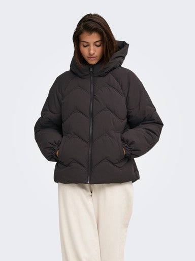JDY Power Short Hooded Puffer Jacket | Chocolate 15376541