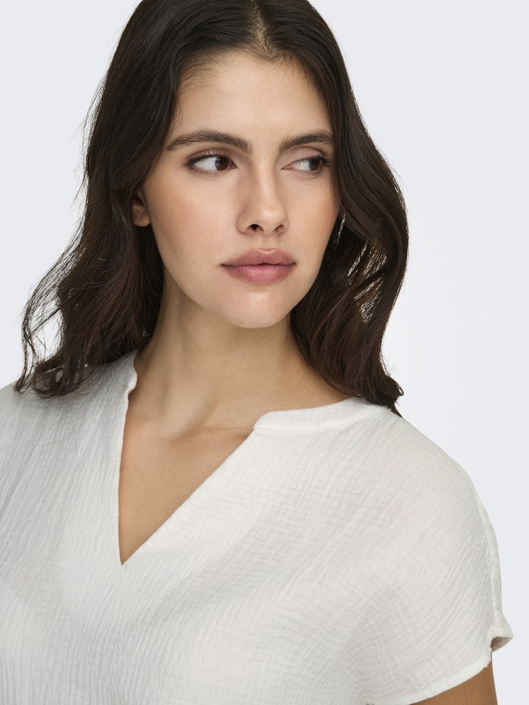 JDY Theis Lion Life S/S Top  | Cloud Dancer