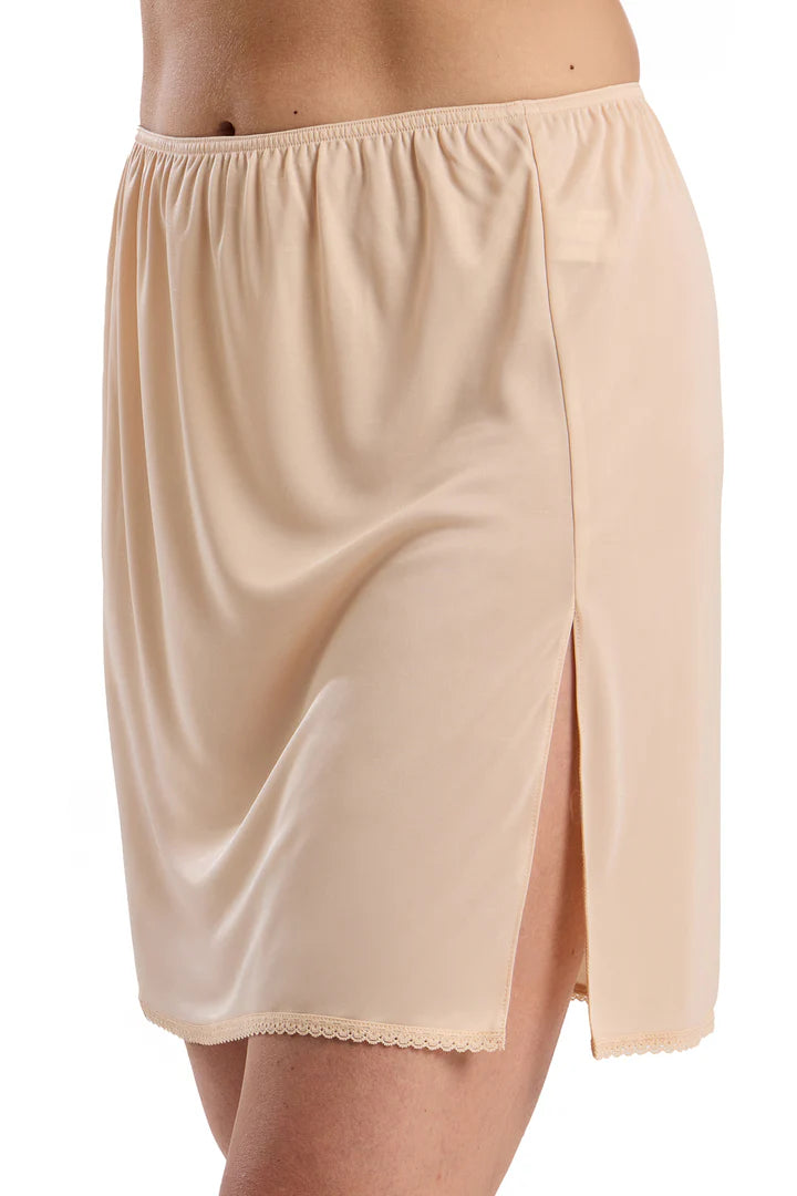 Marlon Smooth & Sleek Essential 18" Half Slip | Beige Ma47945