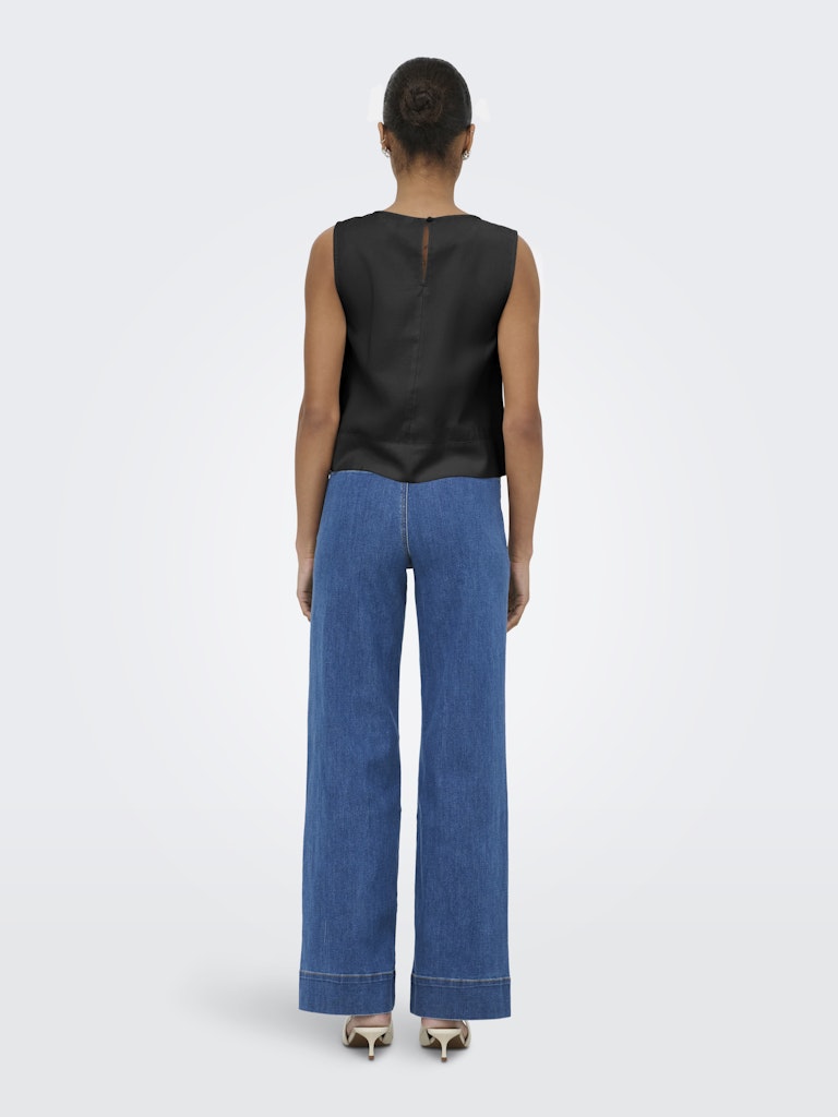 ONLY Dorsi Aris SL Loose Top | Black