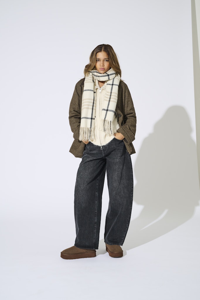 ONLY Mathilde Check Fringe Scarf | Whitecap