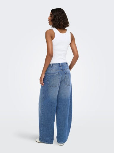 ONLY Ella-Amber LW Asy Baggy Jeans | Med Blue