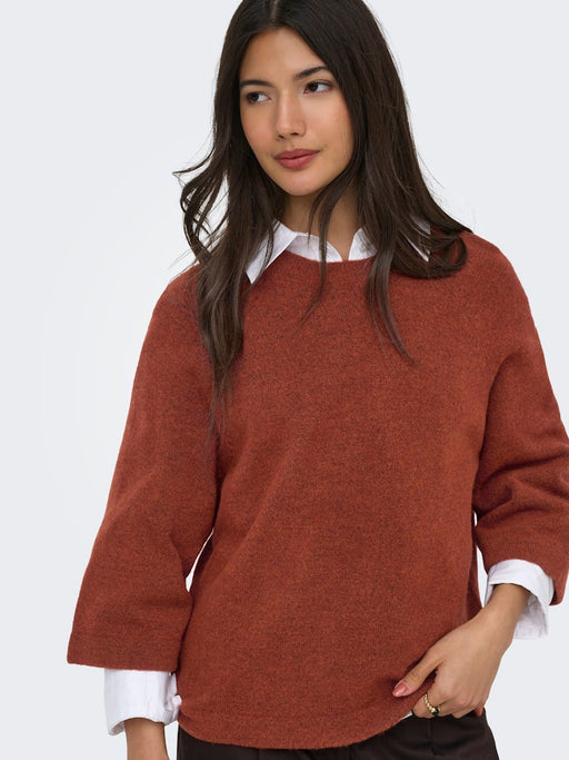 ONLY Batwing Knit Pullover Rust – model front view
