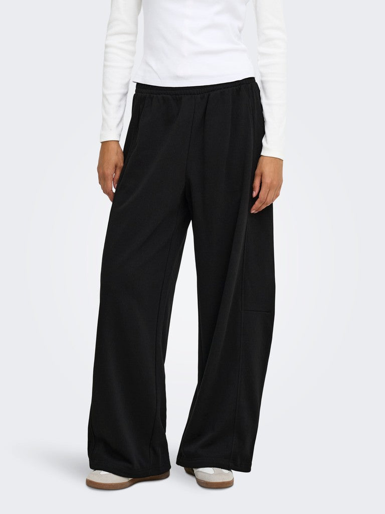 ONLY Ofelia Balloon Fit Sweatpants | Black