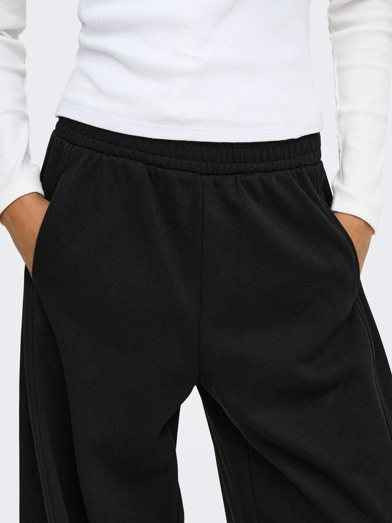 ONLY Ofelia Balloon Fit Sweatpants | Black
