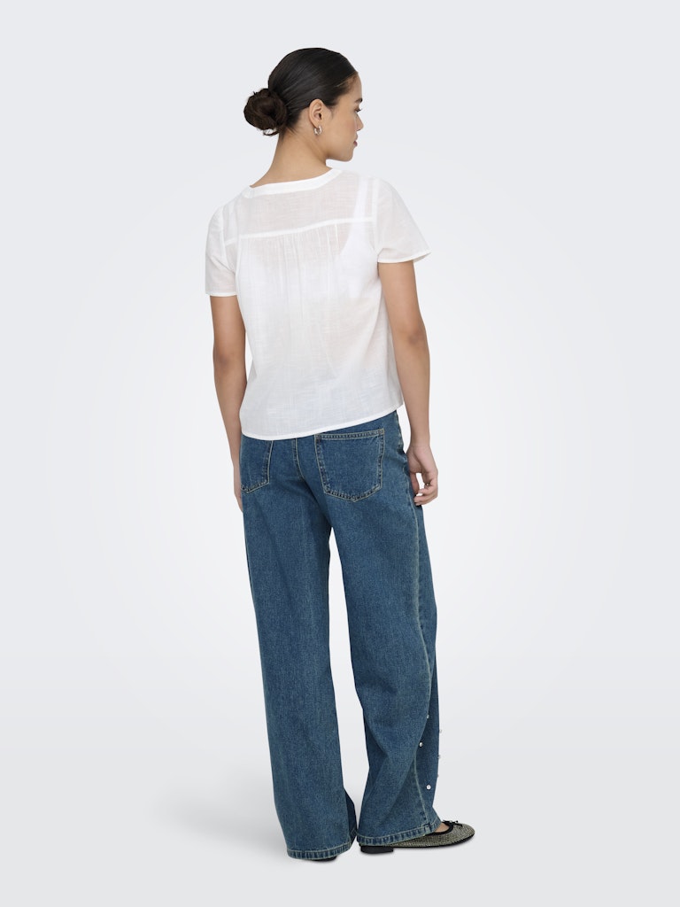 ONLY Siffi Sl Embrodery Top | Cloud Dancer
