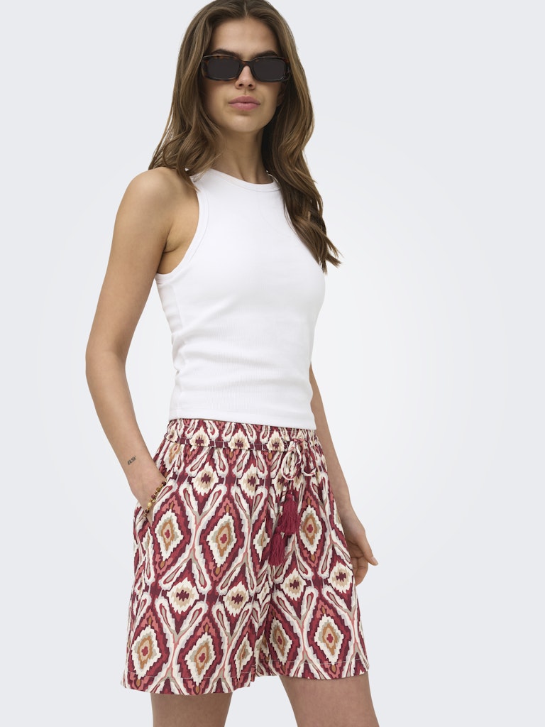 ONLY Mikasi String Detail Shorts | Brick