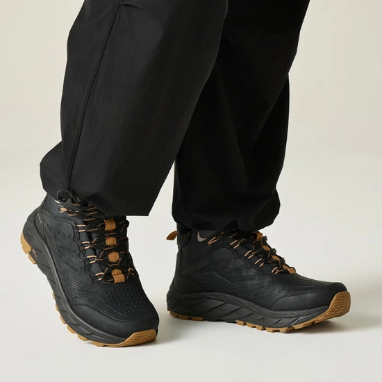 Regatta Derino Mid Walking Boots | Black RMF1059