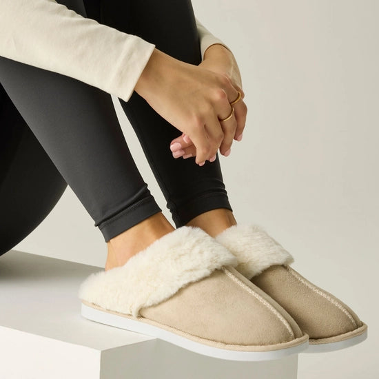 Regatta Tulsy Women's Faux Fur Slippers | Beige RWF1093