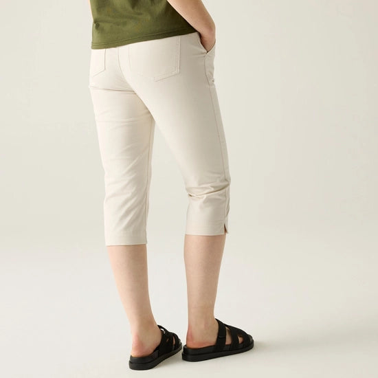 Regatta Bayletta Women's Capri Trousers| Vanilla RWJ307