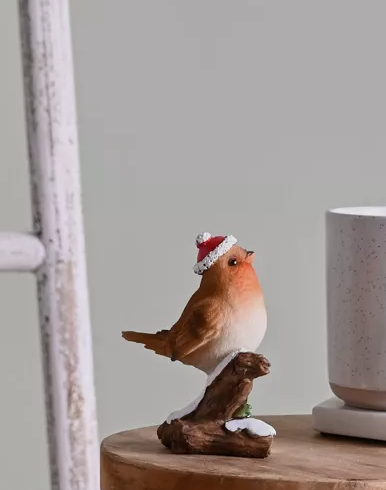Widdop & Co Christmas Robin Figurine on a Frosted Branch | Multi XM10867