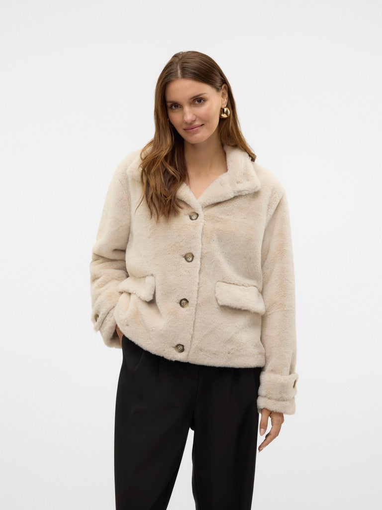 Vero Moda Sonjaeva Short Jacket | Oatmeal