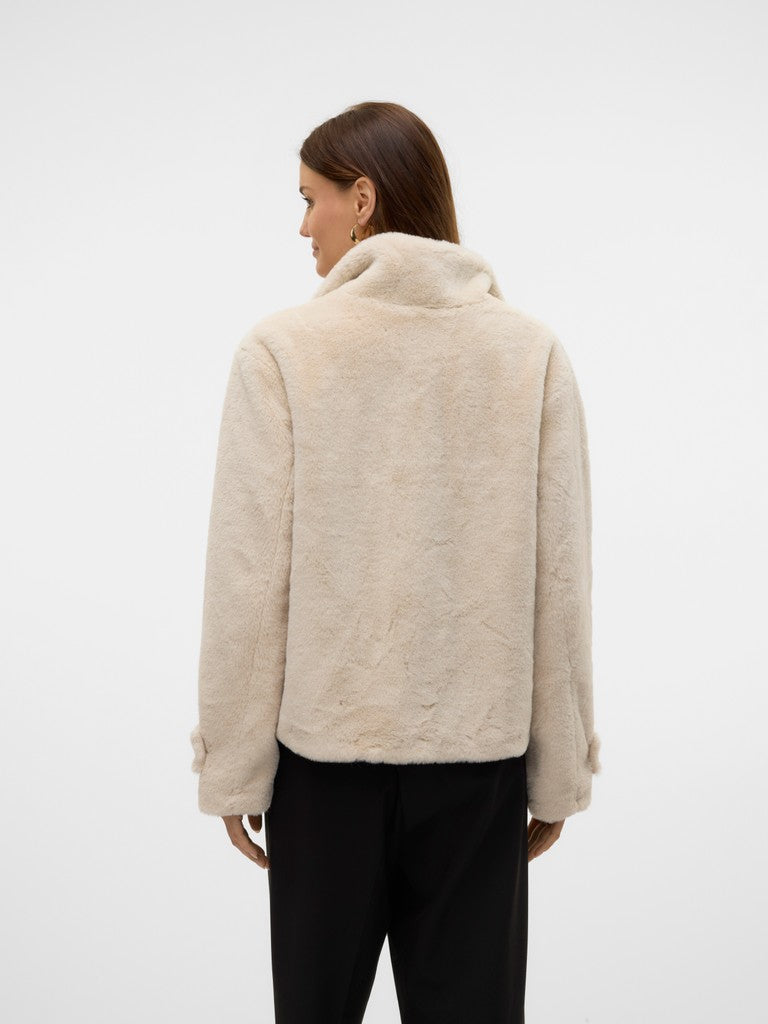 Vero Moda Sonjaeva Short Jacket | Oatmeal