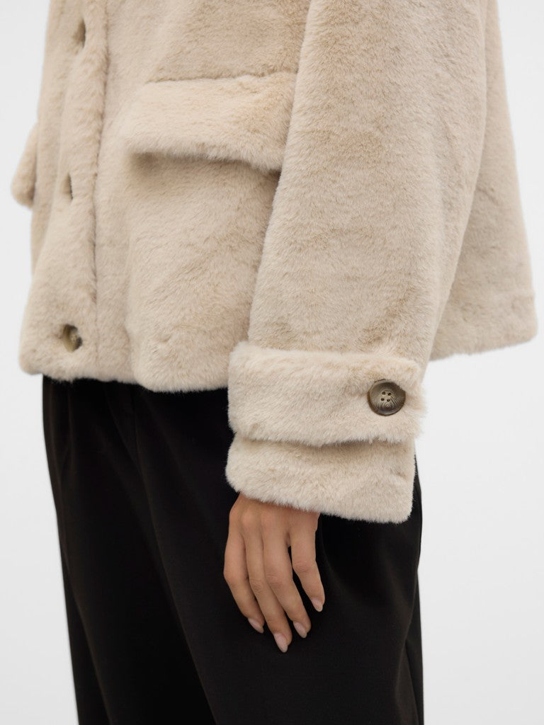 Vero Moda Sonjaeva Short Jacket | Oatmeal