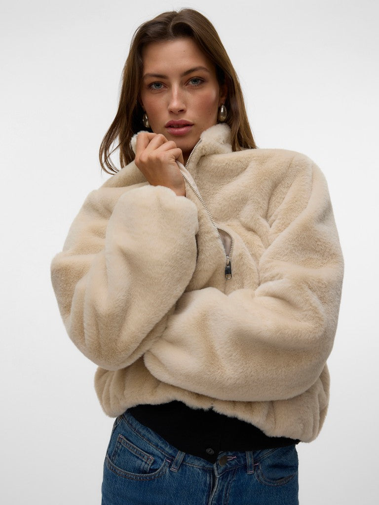 Vero Moda Sonjaliga Short Jacket | Oatmeal
