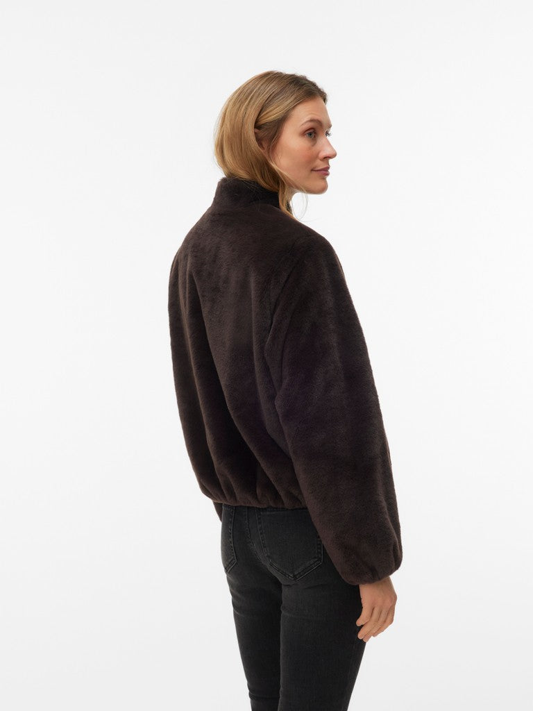 Vero Moda Sonjaliga Short Jacket | Chocolate