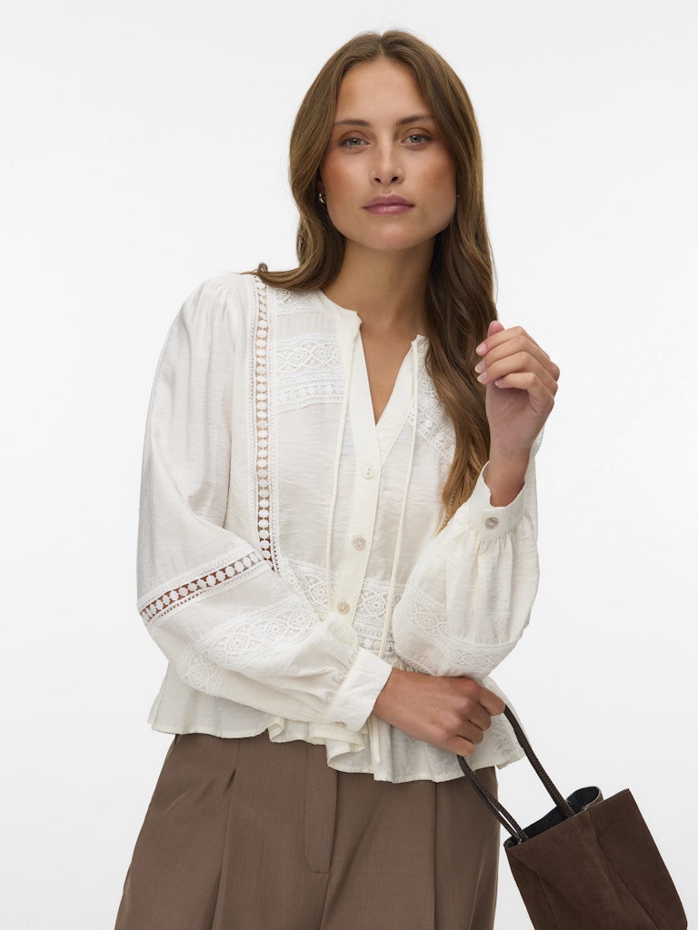Vero Moda Jules LS Tape Top | Snow White