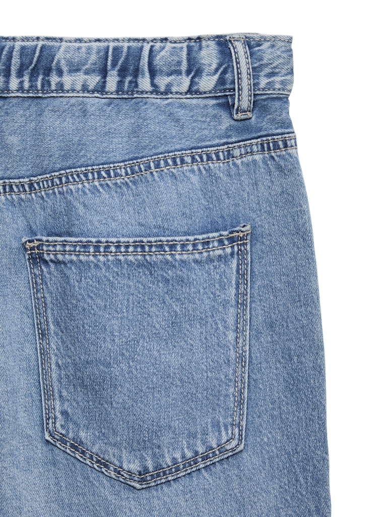 Vero Moda Villa Mr Bermuda Denim Shorts | Light Blue
