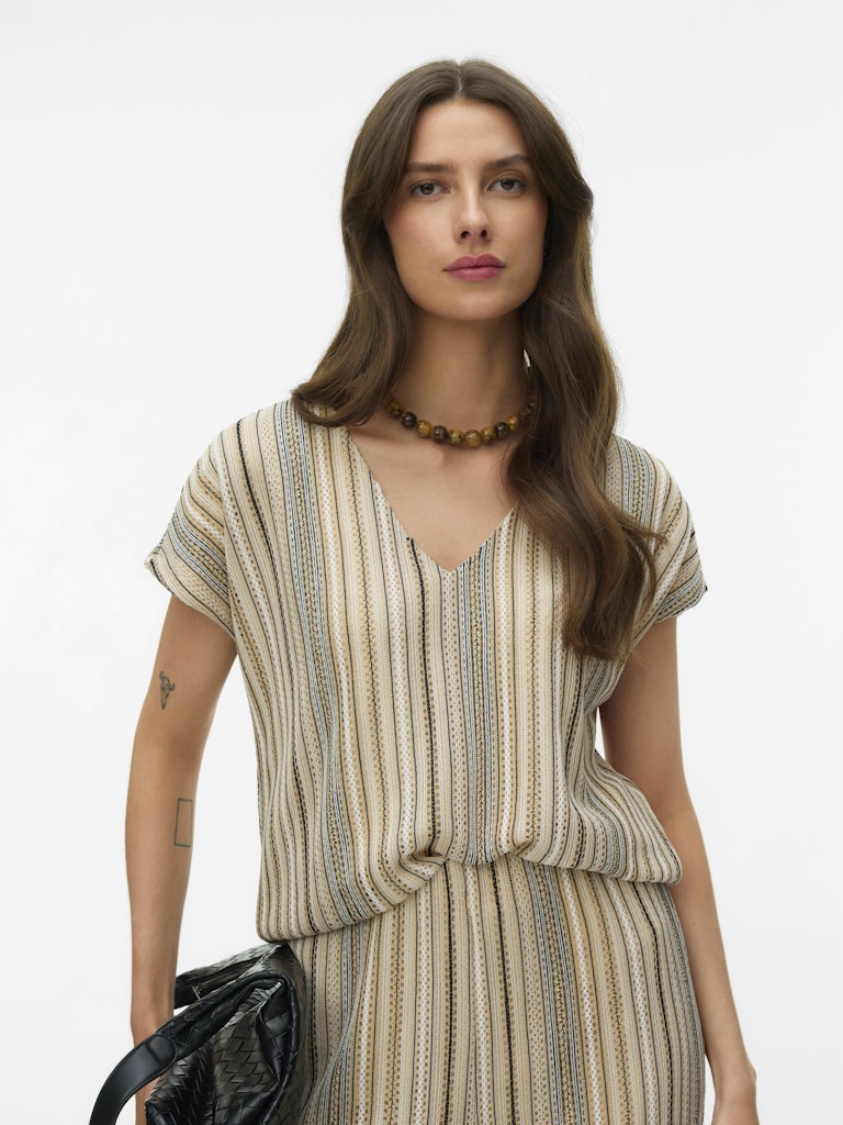 Vero Moda Demi V-Neck Batwing T-Shirt | Black