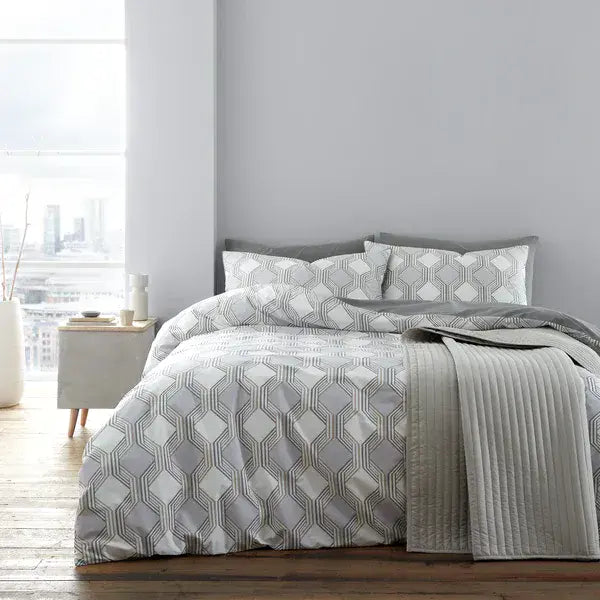 Bianca Atticus Geometric  Quilt Set | Grey