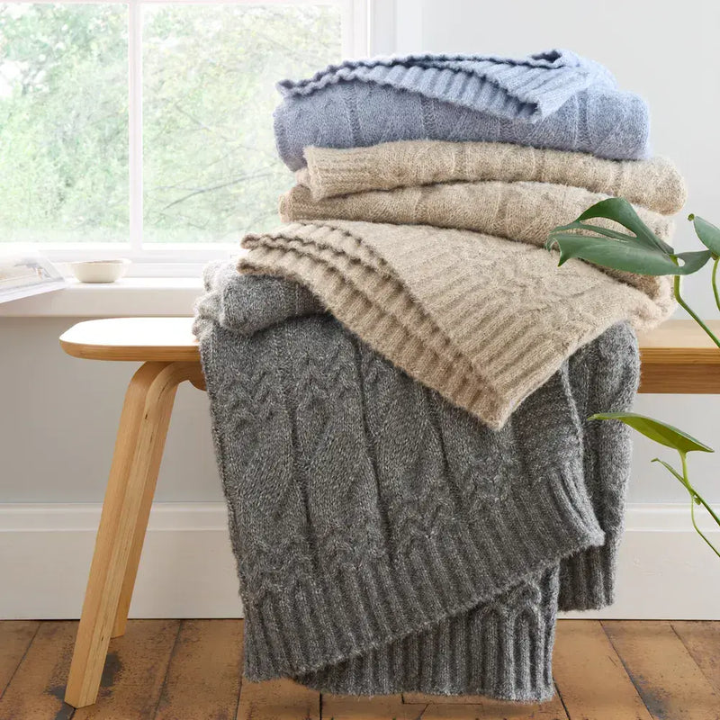 Bianca Cable Knit Throw  150 x 200 cm| Blue