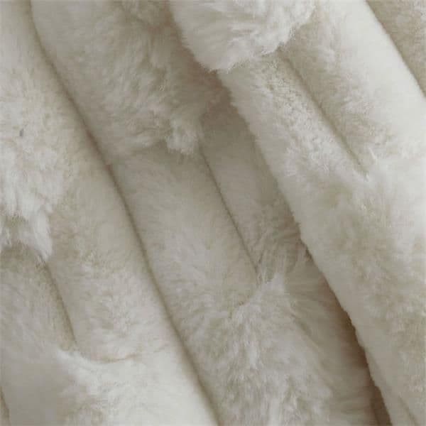 Bianca Carved Faux Throw | Cream