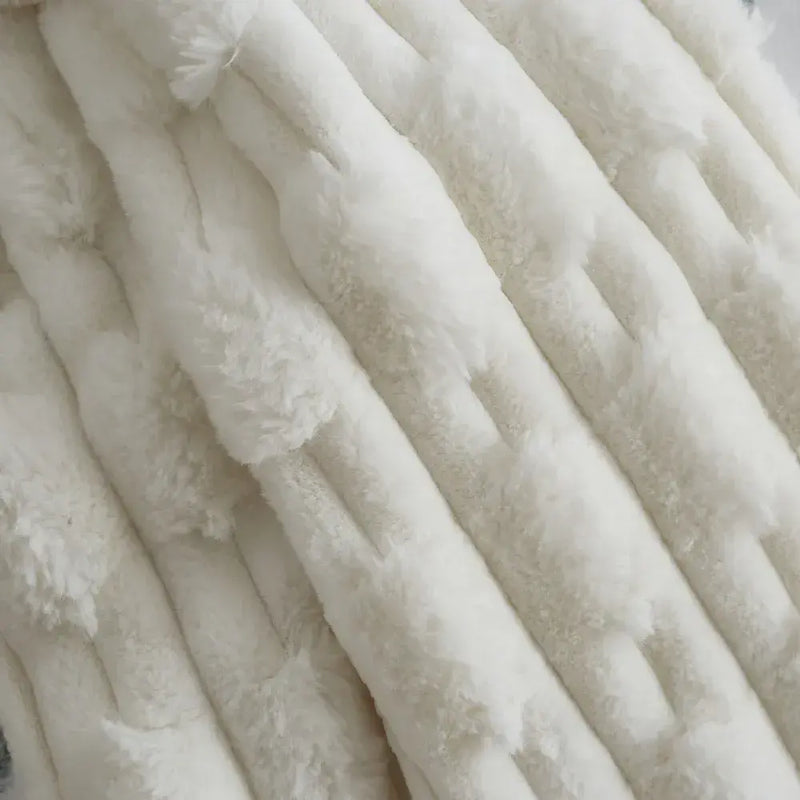 Bianca Carved Faux Throw | Cream