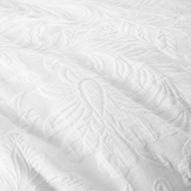 Bianca Embrodery Floral Quilt Set | White
