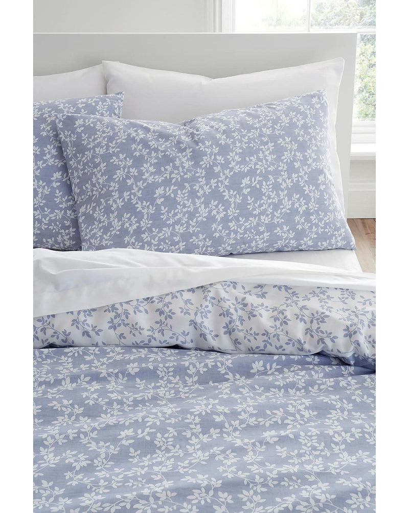 Bianca Shadow Leaves Quilt Set | Blue