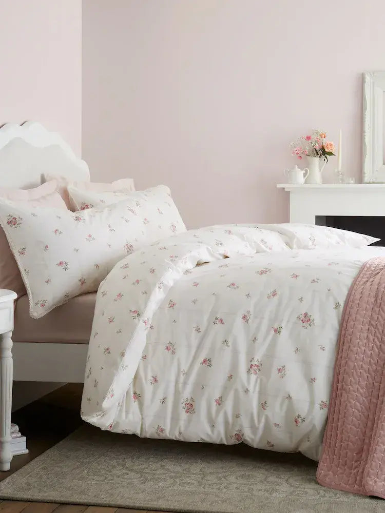 Bianca Vintage Rosebud Lace Quilt Set| Cream