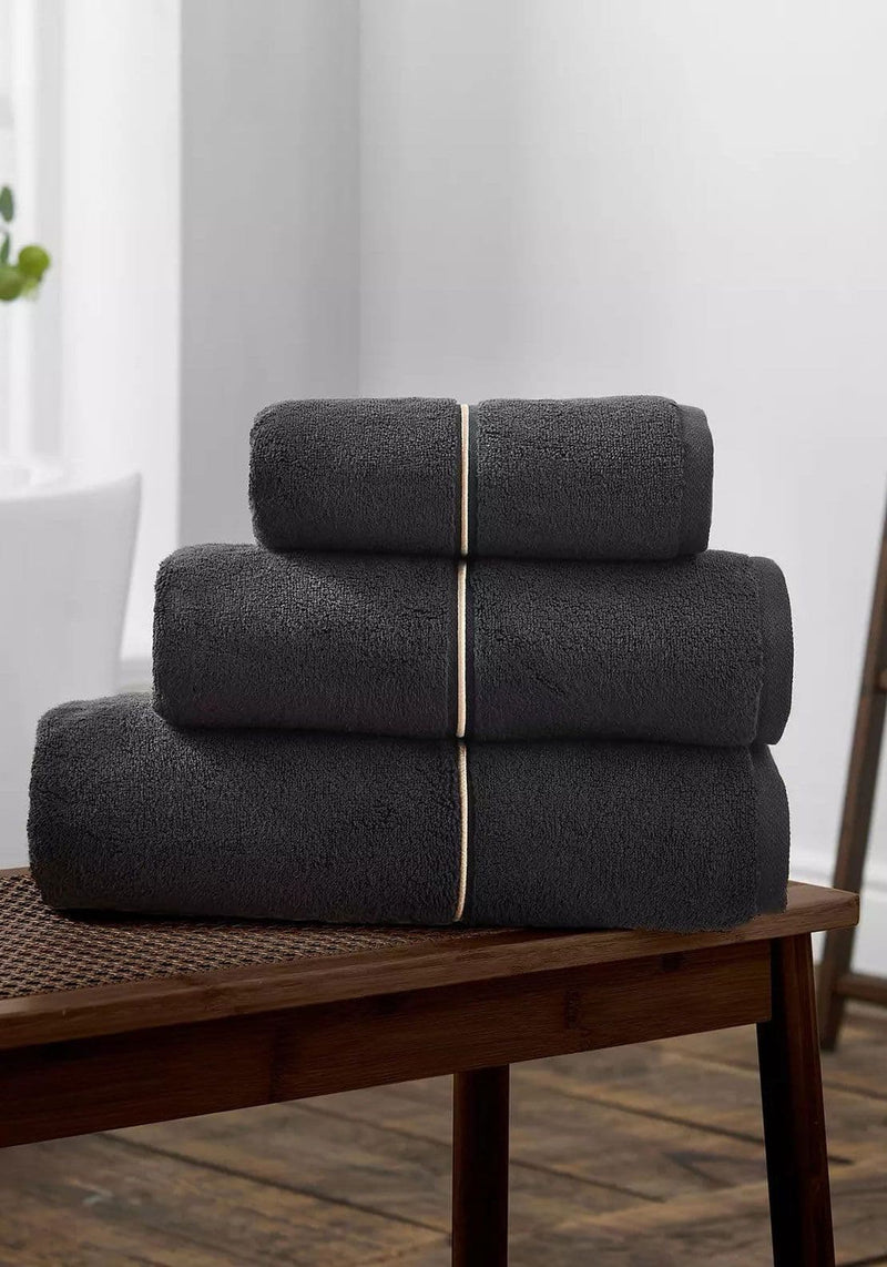 Bianca Zero Twist Satin Stitch Towel| Black
