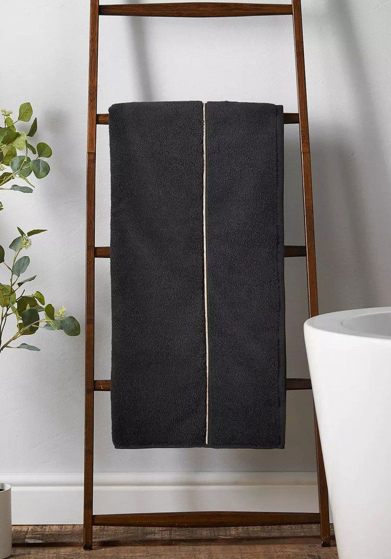 Bianca Zero Twist Satin Stitch Towel| Black