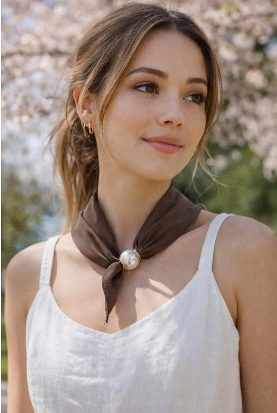 Best Angel Magnetic Closure Pearl Scarf | Brown XH228