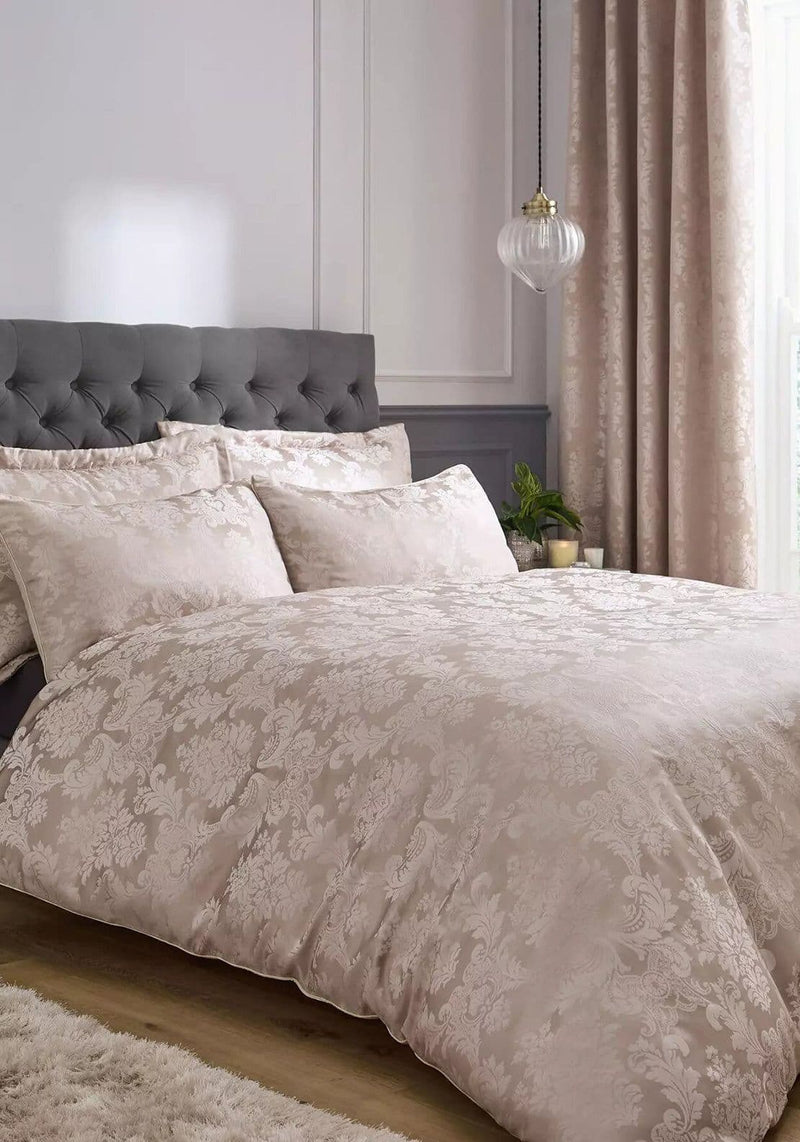 Catherine Landfield Opulent Jacquard Quilt Set | Champagne