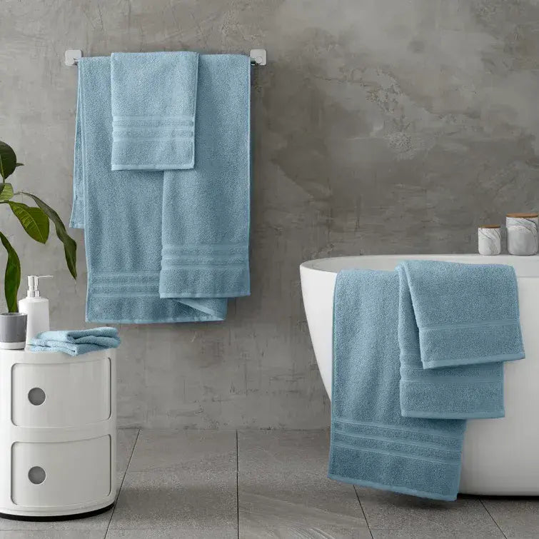 Catherine Lansfield Zero Twist Towel | Blue