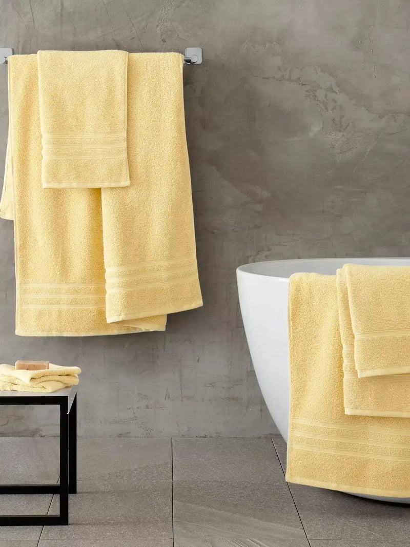 Catherine Lansfield Zero Twist Towel | Yellow